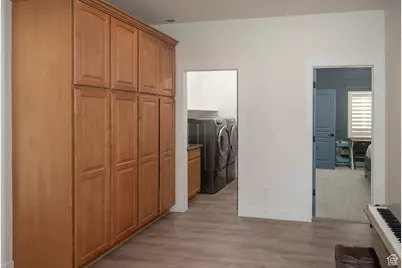 37 N Swift Creek Dr, Layton, UT 84041 - Photo 7