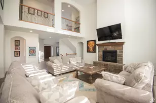 37 N Swift Creek Dr, Layton, UT 84041 - Photo 17