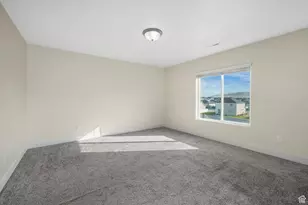 5214 N Folkstone Dr, Eagle Mountain, UT 84005 - Photo 13