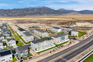 5214 N Folkstone Dr, Eagle Mountain, UT 84005 - Photo 29