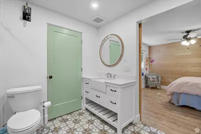 164 E 200 S, Hyde Park, UT 84318 - Photo 25