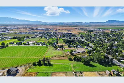 164 E 200 S, Hyde Park, UT 84318 - Photo 89