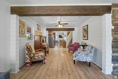 164 E 200 S, Hyde Park, UT 84318 - Photo 9