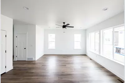 3958 W 950 N #447, Lehi, UT 84043 - Photo 7