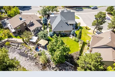 2161 Lorita Way E, Cottonwood Heights, UT 84093 - Photo 57