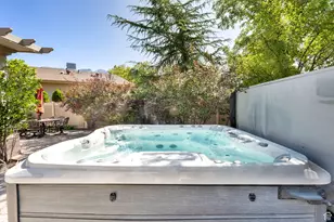 2161 Lorita Way E, Cottonwood Heights, UT 84093 - Photo 11