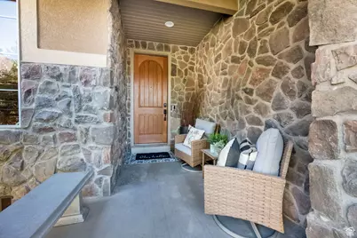 2161 Lorita Way E, Cottonwood Heights, UT 84093 - Photo 3