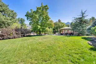 2161 Lorita Way E, Cottonwood Heights, UT 84093 - Photo 13