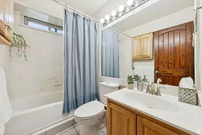 11817 S 3700 W, Riverton, UT 84065 - Photo 23