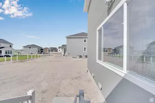 1206 E Horseshoe Way, Eagle Mountain, UT 84005 - Photo 5