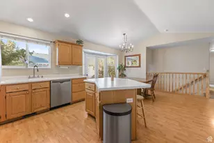 2065 E Autumn St, Eagle Mountain, UT 84005 - Photo 13