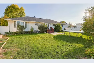2065 E Autumn St, Eagle Mountain, UT 84005 - Photo 47