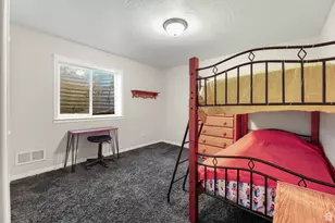 2065 E Autumn St, Eagle Mountain, UT 84005 - Photo 29