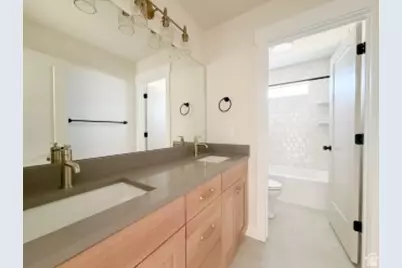 2467 N Deseret View St W, Tooele, UT 84074 - Photo 15