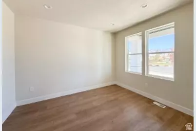 2467 N Deseret View St W, Tooele, UT 84074 - Photo 9