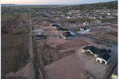 1948 S 4450 W #18, Cedar City, UT 84720 - Photo 9