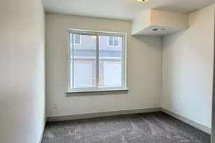 196 W Seasons Ln, Garden City, UT 84028 - Photo 7