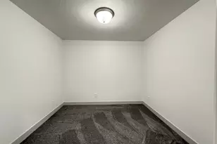 196 W Seasons Ln, Garden City, UT 84028 - Photo 13