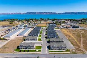 196 W Seasons Ln, Garden City, UT 84028 - Photo 19