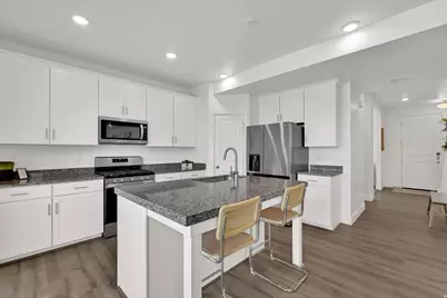 3006 S 2725 W, Syracuse, UT 84075 - Photo 11