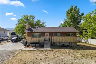340 E 300 S, Gunnison, UT 84634 - Photo 3