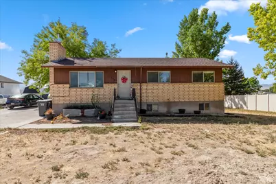340 E 300 S, Gunnison, UT 84634 - Photo 1