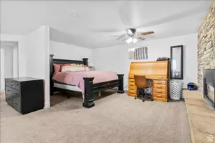 340 E 300 S, Gunnison, UT 84634 - Photo 31