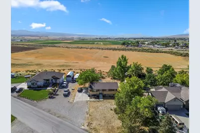 340 E 300 S, Gunnison, UT 84634 - Photo 47