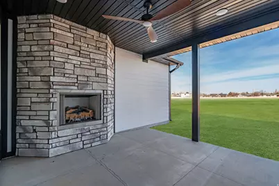 155 E 500 S, Fillmore, UT 84631 - Photo 25