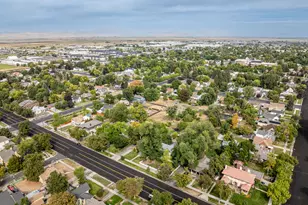 339 W Center St, Logan, UT 84321 - Photo 11