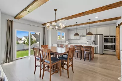 572 S Chamberlain St, Mapleton, UT 84664 - Photo 9