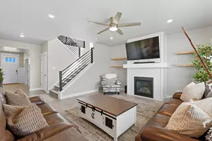 572 S Chamberlain St, Mapleton, UT 84664 - Photo 7