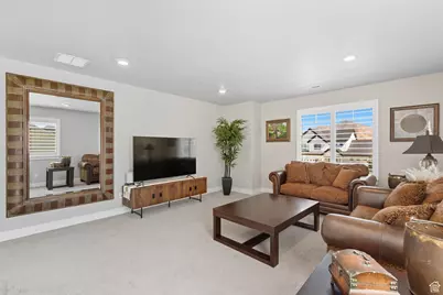 572 S Chamberlain St, Mapleton, UT 84664 - Photo 21