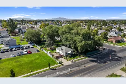 2259 W 1800 N, Clinton, UT 84015 - Photo 27