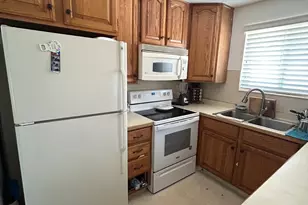 4878 W Seneca Rd S, West Valley, UT 84120 - Photo 13