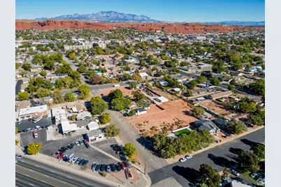 379 S 300 W, Saint George, UT 84770 - Photo 3