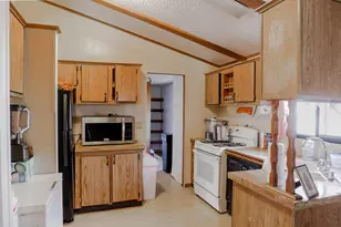 1184 S 1000 E, Provo, UT 84606 - Photo 13