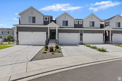 643 W Banner Dr, Grantsville, UT 84029 - Photo 1