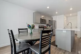 643 W Banner Dr, Grantsville, UT 84029 - Photo 3