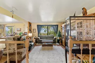 2273 E Snoqualmie Cir Dr S, Layton, UT 84040 - Photo 5