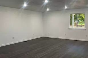 601 W 200 N, Roosevelt, UT 84066 - Photo 5