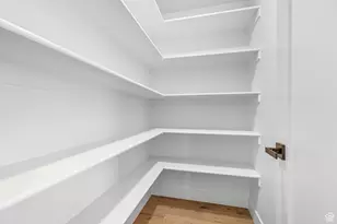 2261 S Tonaquint Dr, Saint George, UT 84770 - Photo 5