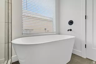 2261 S Tonaquint Dr, Saint George, UT 84770 - Photo 13