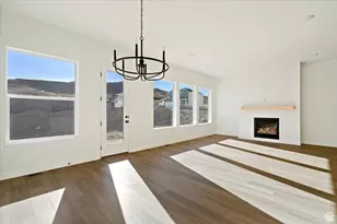 1048 W Serviceberry St, Saratoga Springs, UT 84045 - Photo 5