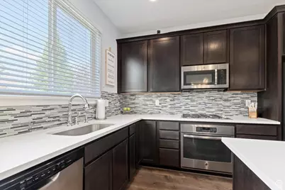 12172 S Window Arch Ln, Herriman, UT 84096 - Photo 7