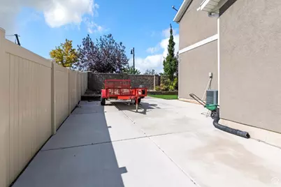 12172 S Window Arch Ln, Herriman, UT 84096 - Photo 31