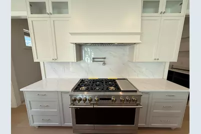 764 N 2000 E #304, Mapleton, UT 84664 - Photo 11