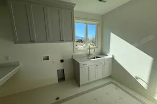 764 N 2000 E, Mapleton, UT 84664 - Photo 37