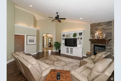 15093 S Pastoral Way, Bluffdale, UT 84065 - Photo 17