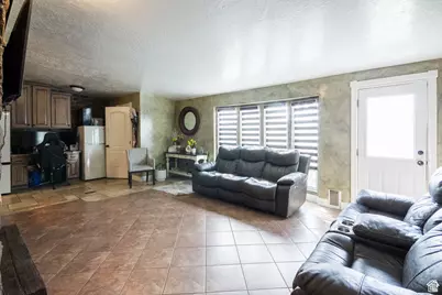 331 W 1500 S, Vernal, UT 84078 - Photo 9